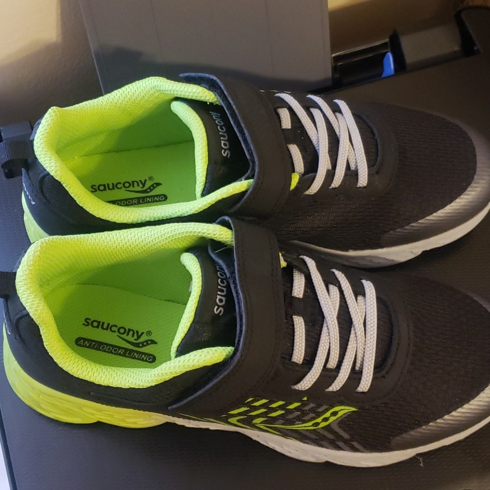 Shoe